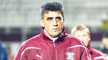 Șase absenți cu Gaz Metan!** Rapid are mari probleme de lot pentru jocul de luni: Bozovic, Teixeira, Pancu, Glauber, Grigorie și Grigore nu pot fi pe teren