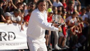 Năstase, Pavel, Bahrami și Panatta au încântat publicul bucureștean cu un meci demonstrativ