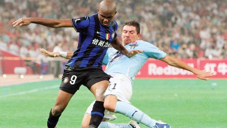 Kolarov, peste Chivu