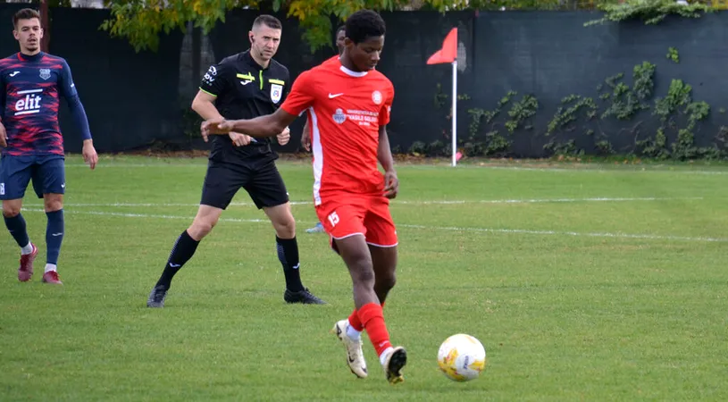 Un ghanez ajuns în România să semneze cu CFR Cluj strălucește la altă echipă, în Liga 3! În ultimul meci a marcat de la mijlocul terenului | VIDEO