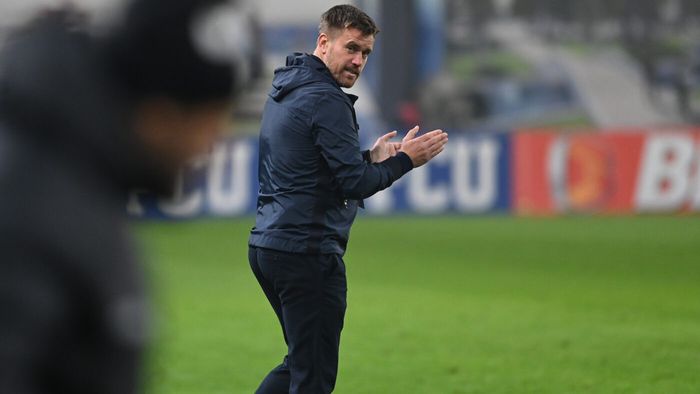Vasile Miriuță e împotriva antrenorilor fără licență: „Parcurge, bă, băiatule, niște etape! Nu pun acum ghetele în cui și mâine vreau să antrenez FCSB. M-am retras că mi s-a făcut scârbă”