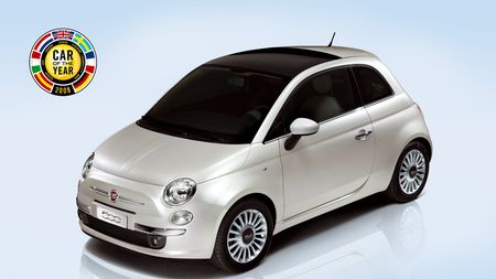 FIAT 500 a ajuns azi și în România