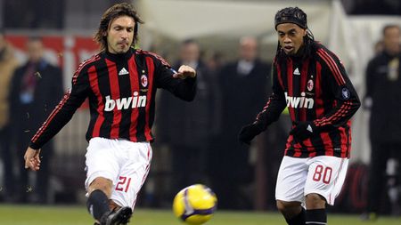 Transferuri BOMBĂ‚ în iarnă! Pirlo și Ronaldinho vin în Europa! Cine anunță: "Avem ok-ul lor"