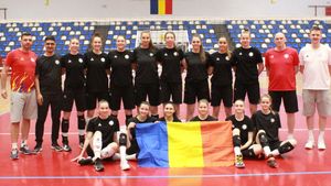 Voleibalistele junioare atacă Europenele Under 19 cu lănțișoare norocoase și ciocolată elvețiană