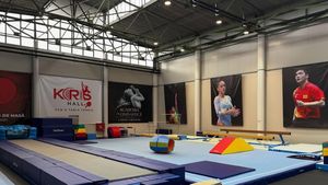 Larisa Iordache și-a deschis propria academie de gimnastică artistică alături de soțul său: „Tot meritul e al lui Cristian”