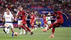 A treia oară e cu noroc pentru Liverpool și Jurgen Klopp! "Cormoranii" câștigă finala britanică de pe Wanda Metropolitano și pun mâna pe al șaselea trofeu al Ligii Campionilor din istoria clubului