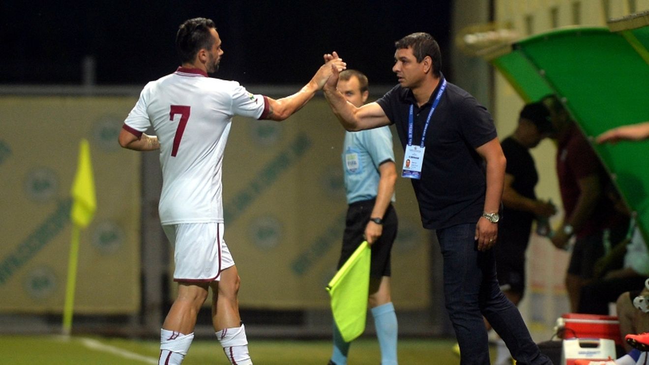 Achiziițiile Rapidului au avut o contribuție importantă la primul succes al lui Ganea. Revenirea lui Dică pare marele câștig