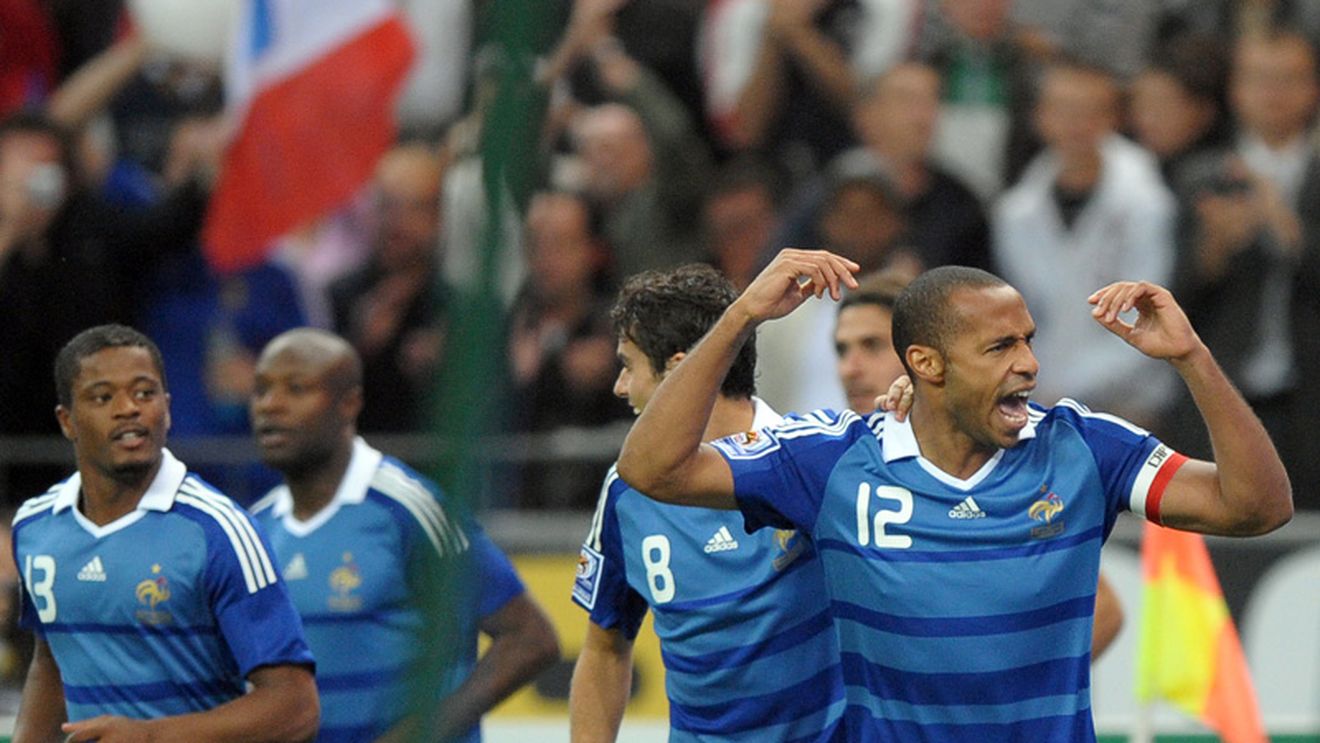 "La golul lui Henry, Pantilimon se arunca la mișto și o scotea!"