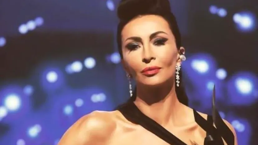 Mihaela Rădulescu, sexy și la 50 de ani! Diva de la Monaco este tot în centrul atenției. S-a pozat complet goală