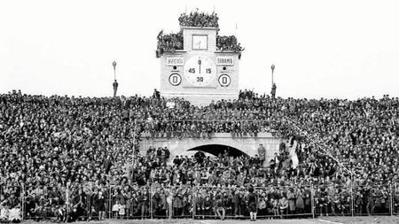 Campioana unei mari iubiri!** Prima echipă de legendă a Universității Craiova s-a 'născut' în anii 70!