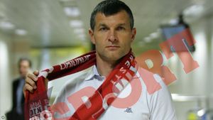 "Dinamo nu s-a păcălit că nu l-a luat pe Sabău! **El va avea mult ghinion la Timișoara!"