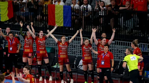 Naționala de handbal feminin Under 19 luptă pentru bronzul european pe teren propriu! Când se joacă finala mică și cine trasmite la tv partida de la Pitești