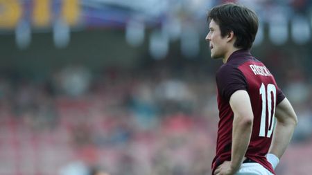 Mijlocașul de porțelan. A jucat zece ani la Arsenal, dar a stat aproape 3 ani accidentat! Reacțiile oamenilor din fotbal după retragerea unui om emblematic pentru 'tunari"