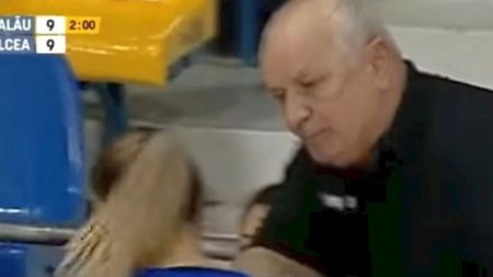 Gheorghe Tadici, un nou derapaj! Antrenorul și-a bruscat o jucătoare în timpul meciului. Colegele au fost șocate