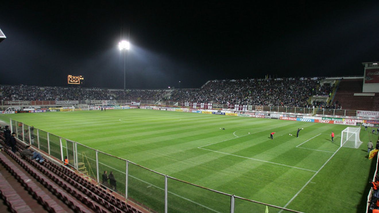 Copos:** "Una dintre peluzele stadionului nostru se va numi 'Sandu Neagu'!"