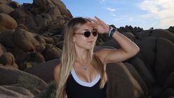 „Frumusețe sublimă”. Maria Timofeeva a împărășit cu fanii imagini în costum de baie din vacanță și reacțiile au venit instant