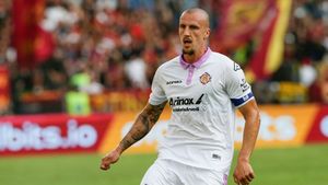 Ce notă i-au dat italienii lui Vlad Chiricheș după ce românul și-a dat autogol în meciul cu Bologna. Fundașul jucase ultima dată în septembrie