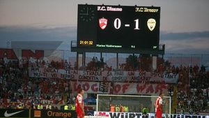 MM nu a scăpat de furia câinilor! **Vezi ce mesaj i-a pregătit PCH!