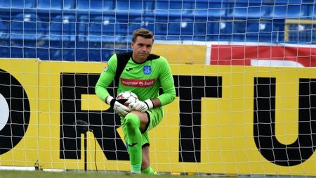 Decizia radicală a unui fost internațional român! S-a retras din fotbal la doar 23 de ani și a ales să se apuce de IT: „Mai bine acum decât la 35 de ani, cu genunchii zdrobiți”. EXCLUSIV