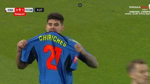 Gest fabulos al lui Florinel Coman şi al colegilor de la FCSB, după golul lui "Mbappe" de 1-0! "Hora lui Chiricheş", un moment cu adevărat emoționant, care spune multe despre ce se întâmplă în vestiarul echipei lui Gigi Becali