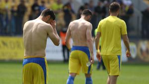 Fostul președinte al unui club de tradiție a rupt tăcerea după ce echipa a ratat promovarea în Liga 1: "Am fost scuipat pe stradă. Copilul mi-a spus 'Tati, ești o mizerie'"