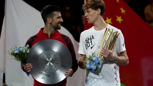 În plin scandal de dopaj, Jannik Sinner l-a învins iar pe Novak Djokovic şi a câştigat turneul ATP 1000 de la Shanghai