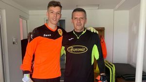 INEDIT | Tată și fiu, ambii goalkeeperi, adversari în meci din Liga 3! ”M-am bucurat când am marcat și noi, chiar dacă Denis a primit gol” / ”Sunt și puțin trist, deoarece tata a încasat cinci goluri”