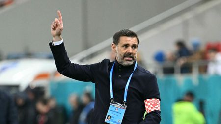 Lovitură grea pentru Gigi Becali. Ce echipă a trimis Kopic pe teren în Dinamo - Universitatea Craiova