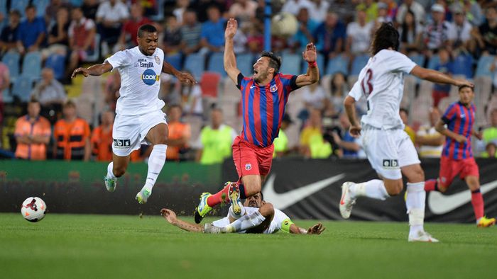 Înfrângerea cu Steaua a declanșat furtuna la CFR: "Doar 3 jucători ar trebui să își ia salariul! Are dreptate Rednic în unele privințe"
