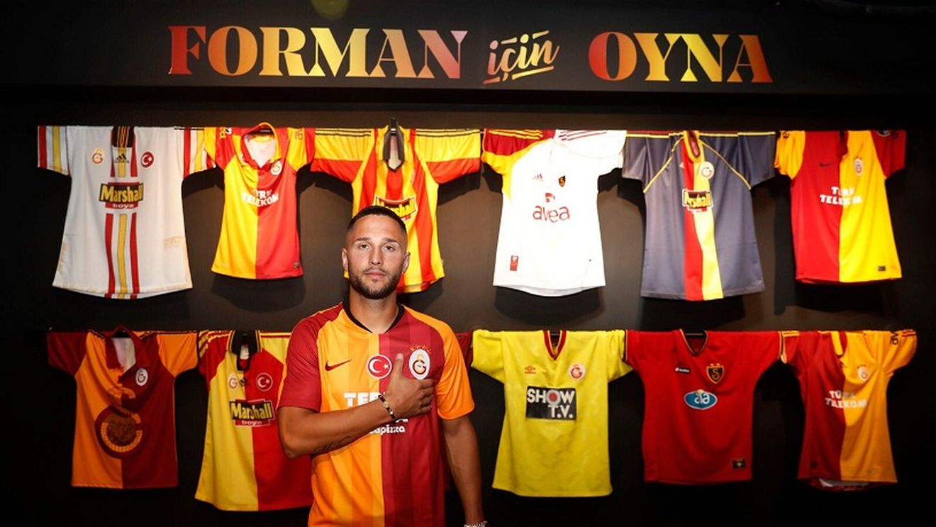 Florin Andone a prins 30 de minute contra lui PSG. Cum s-a descurcat românul la primul meci din carieră în grupele Ligii Campionilor