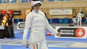 Amalia Tătăran a învins-o pe Ana Maria Popescu și a câștigat Trofeul Alfredo Bachelli la spadă. La masculin s-a impus craioveanul Mario Persu