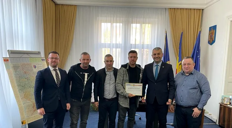 Mihai Pintilii, diplomă de excelență din partea prefectului Județului Hunedoara: „L-am premiat pe sportivul care a performat și în Valea Jiului” | FOTO