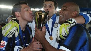 Pe sistemul "dacă voi nu mă vreți, eu vă vreau"**, Anji a pus ochii pe încă un "cel mai bun din lume"! Rușii îl cer pe fundașul dreapta 2010