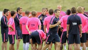 O fotografie a jucătorilor BarÃ§ei face vâlvă în Spania. "Cine lipsește din poza de familie?" Catalanii anunță un transfer iminent