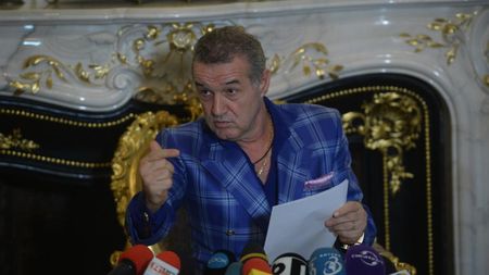 Becali explică motivele pentru care mutările celor patru jucători de la Craiova au picat: "Totul era făcut, apoi au cerut mai mulți bani. Le-am spus să fie sănătoși!"