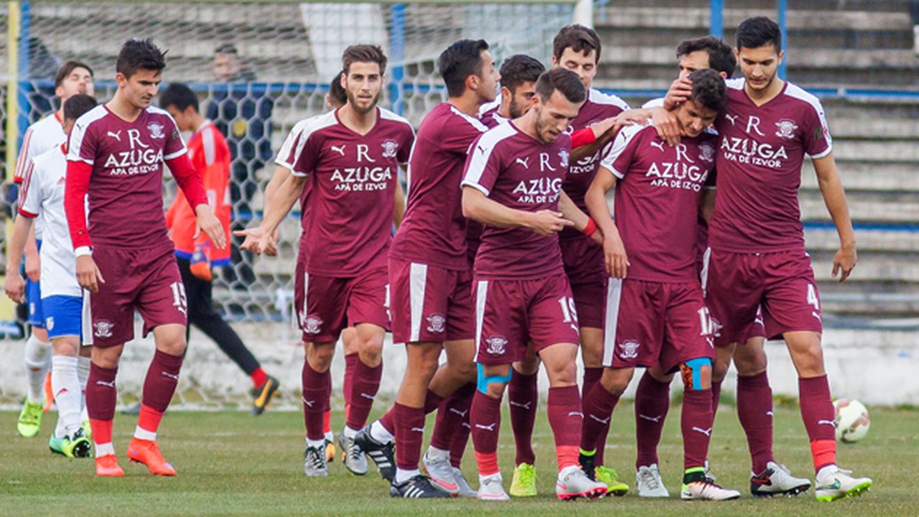Finanțatorul bilete.ro. Rapid este încă în Liga 2 prin bunăvoința portalului, care împrumută clubul ca să poată organiza meciurile. Moraru contribuie cu prezența. "Așa poate fi oricine patron!"