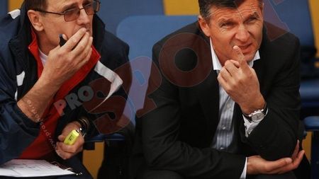 Sabău: "Manieră de arbitraj sub nivelul Ligii I!** De ce vorbește un schior de mine?"