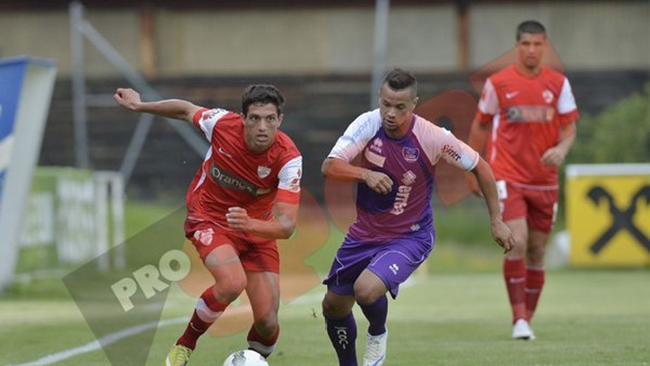 "Câinii" și-au potolit foamea de goluri!** Dinamo - Austria Klagenfurt 6-0, în primul amical al verii