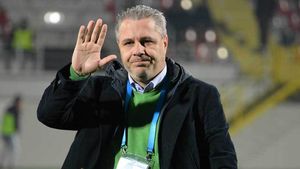 S-au împăcat! Steaua și-a retras memoriul împotriva lui Șumudică de la Comisia de Disciplină 