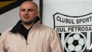 Jiul trebuie să-i dea bani lui Antohi