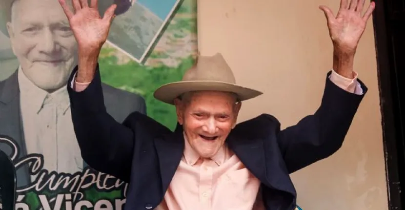 Cel mai bătrân bărbat din lume urmează să împlinească 113 ani. ”Este lucid”
