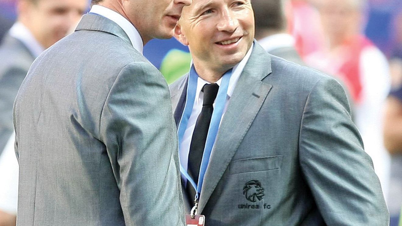 MM: "Își bate joc de noi!"