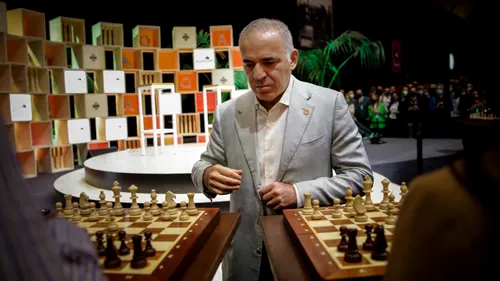 Garry Kasparov a împlinit 59 de ani, cu doar câteva zile înainte de a veni la București. „Dacă există pasiune și dorință, oportunitățile sunt infinite”