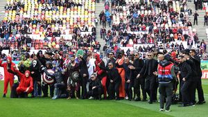 Ilie Dumitrescu, dat pe spate de costumele fotbaliştilor de la FCSB! Pe cine şi-a ales favorit