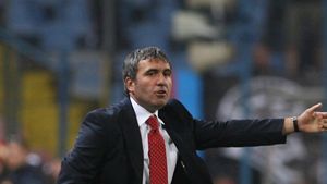 Hagi: "Aș miza pe Daniel Niculae în meciul cu Franța"