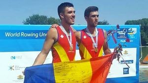 SPECIAL | Talisman în trei culori! Povestea drapelului pe care sportivii din loturile de canotaj au datoria să-l ducă până pe podiumul Jocurilor Olimpice de la Tokyo