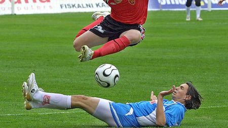 Legiune macedoneană în "Groapă"!** Refuzați de toate țintele din Liga 1, Dinamo transferă din străinătate. Ce mutări pregătesc "câinii":