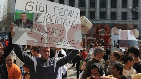 "Cei care au protestat i-au făcut rău lui Gigi Becali!** Avocații săi au tratat superficial cazul!"