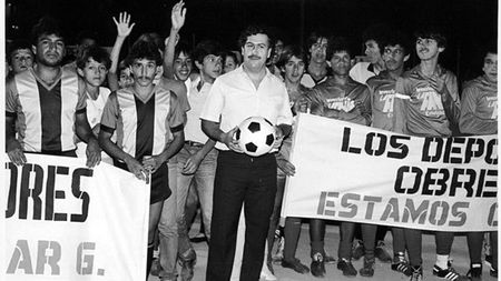 Cei doi Escobar!** Cel mai iubit fotbalist al Columbiei și cel mai temut traficant de droguri au fost omorâți de aceiași oameni