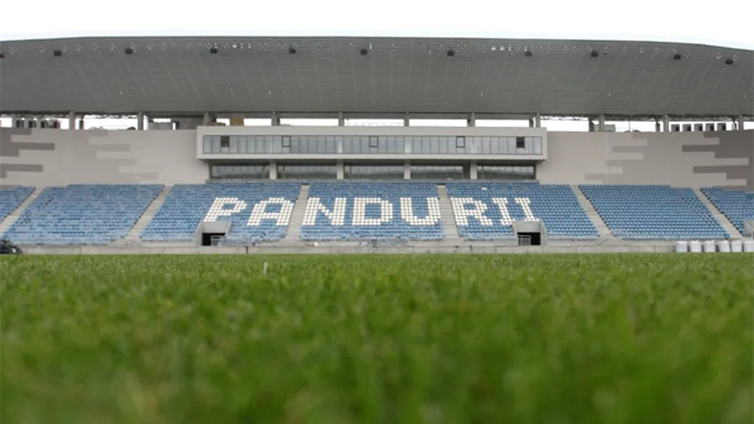 Pandurii nu va juca nici în acest an pe noua arenă din Târgu Jiu.** Situația tristă în care s-a ajuns cu stadionul. Reacția primarului spune totul